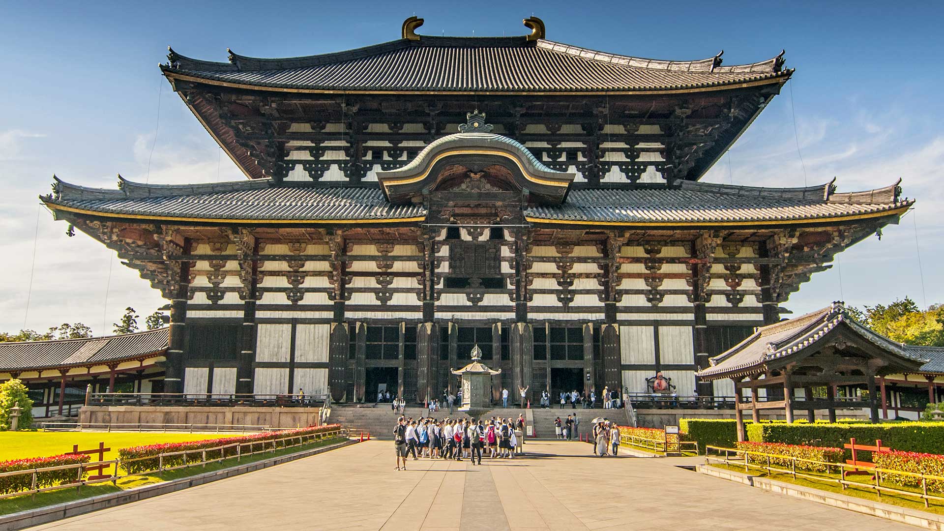 Emirates Hava Yolları ile Japonya & Güney Kore 9 Gece | Ekstra Turlar Dahil | Kurban Bayramı |