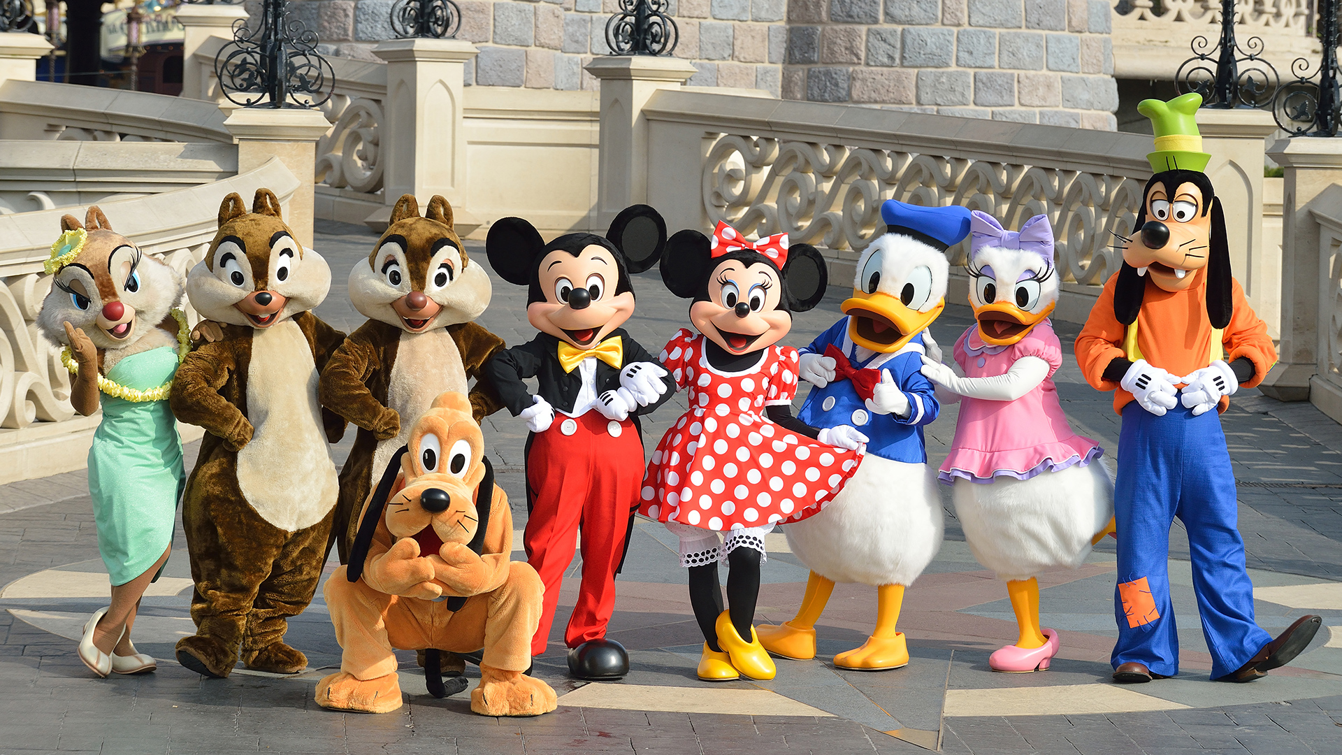 Türk Hava Yolları ile Paris & Disneyland 4 Gece 5 Gün | Disneyland Park Giriş Bileti Dahil | Ekstra Turlar Dahil |