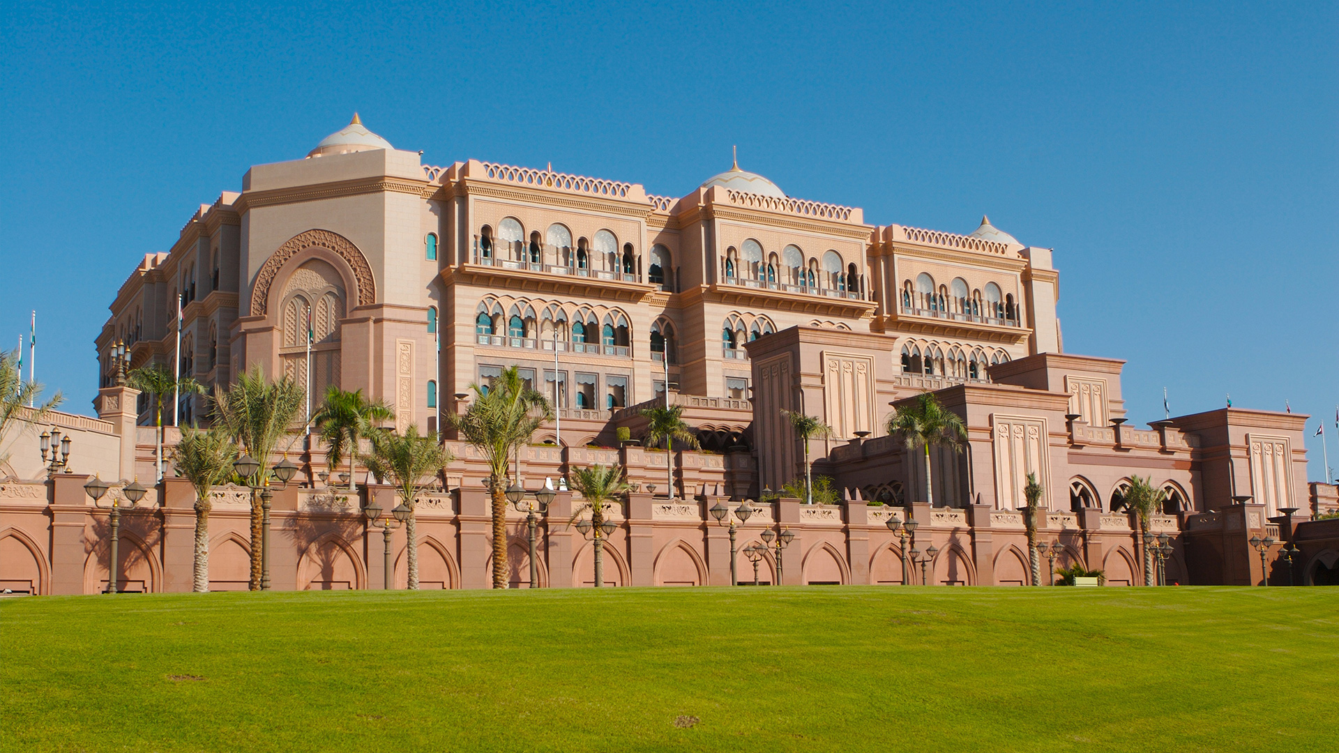 SunExpress Hava Yolları ile Dubai 3 Gece | İzmir Hareketli, Abu Dhabi Gidiş ve Dönüşlü |