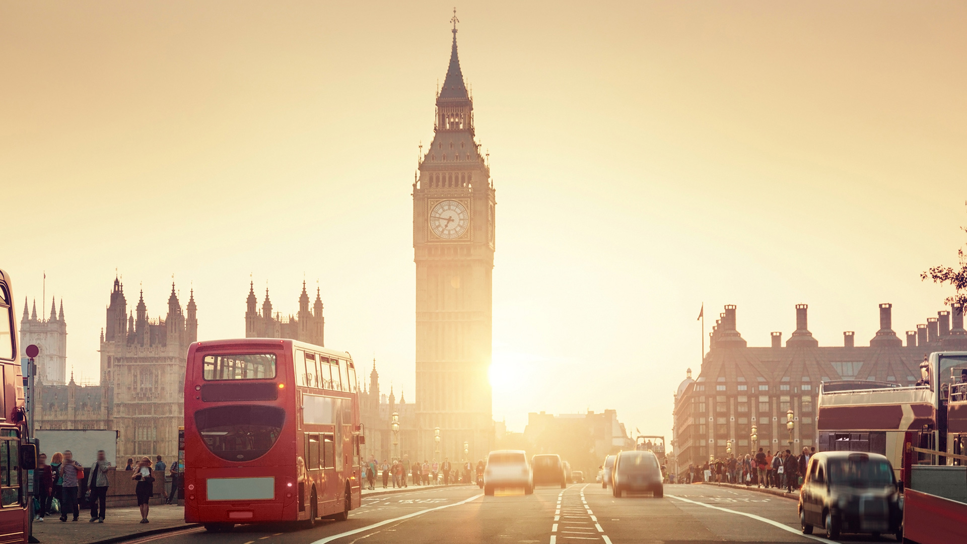 Türk Hava Yolları ile Kraliyet Tacı Londra 3 Gece 4 Gün