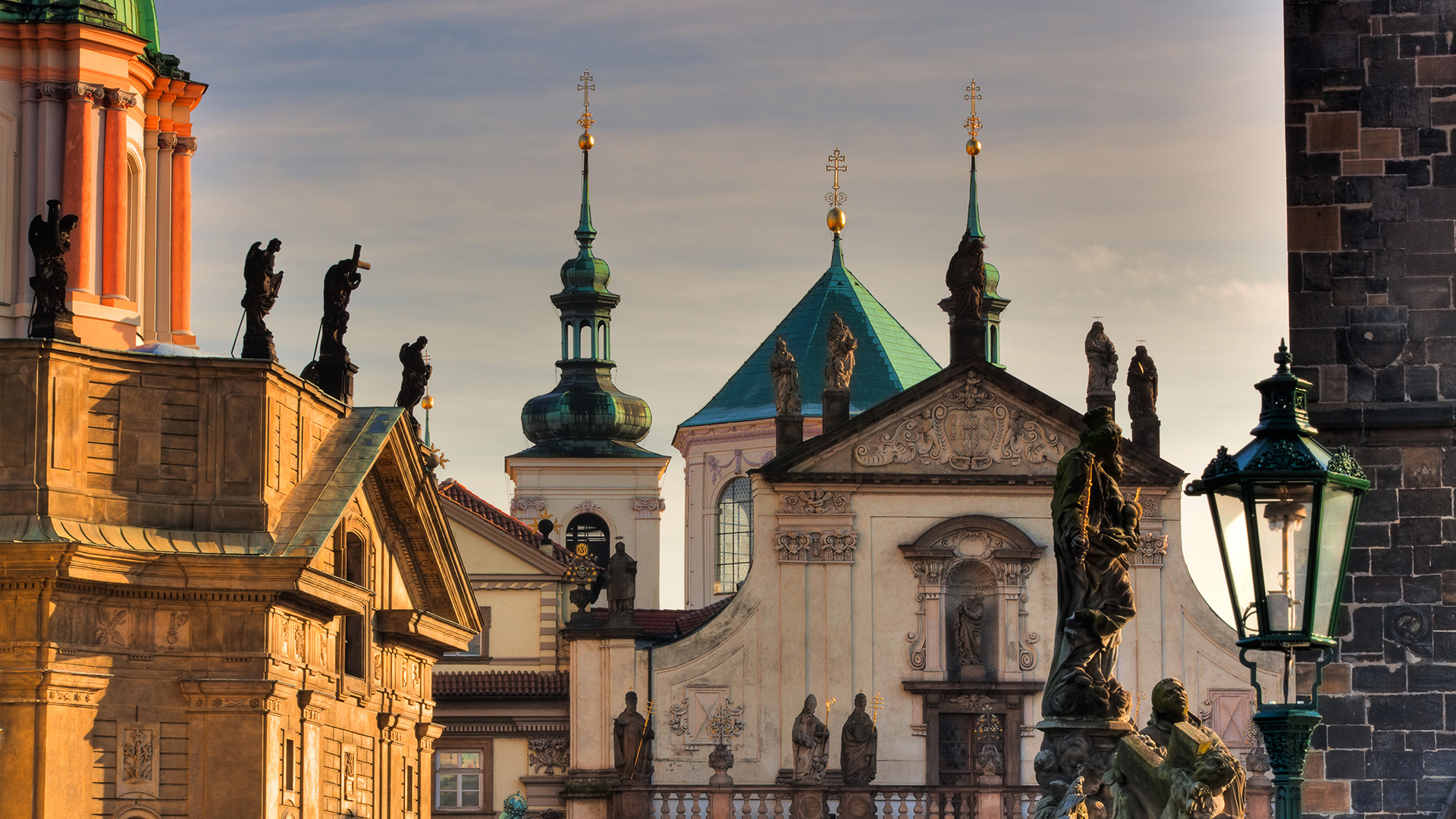 Türk Hava Yolları ile Prag 3 Gece 4 Gün